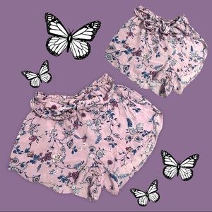 Pretty floral tie shorts